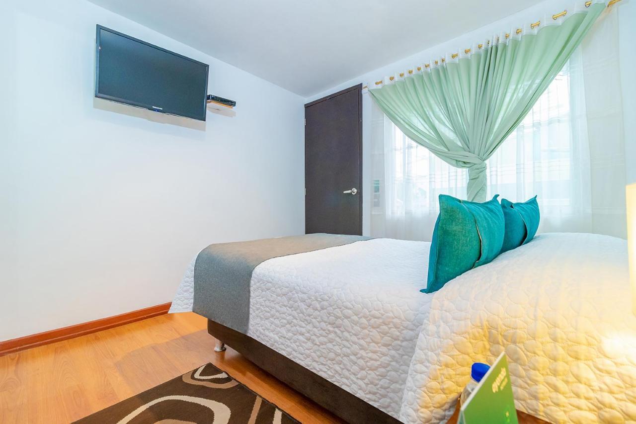 Ayenda 1080 Bogota Alpes Castellana Bed & Breakfast Екстериор снимка