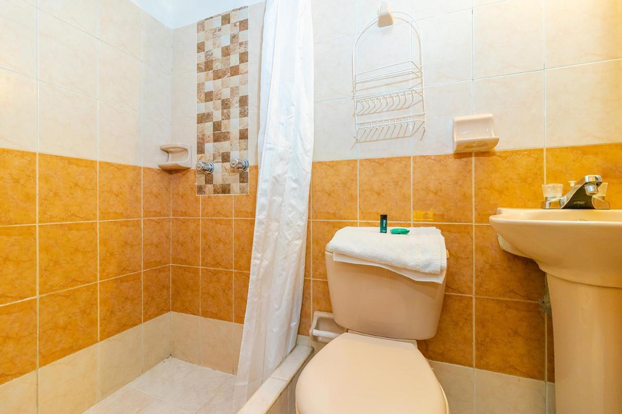 Ayenda 1080 Bogota Alpes Castellana Bed & Breakfast Екстериор снимка