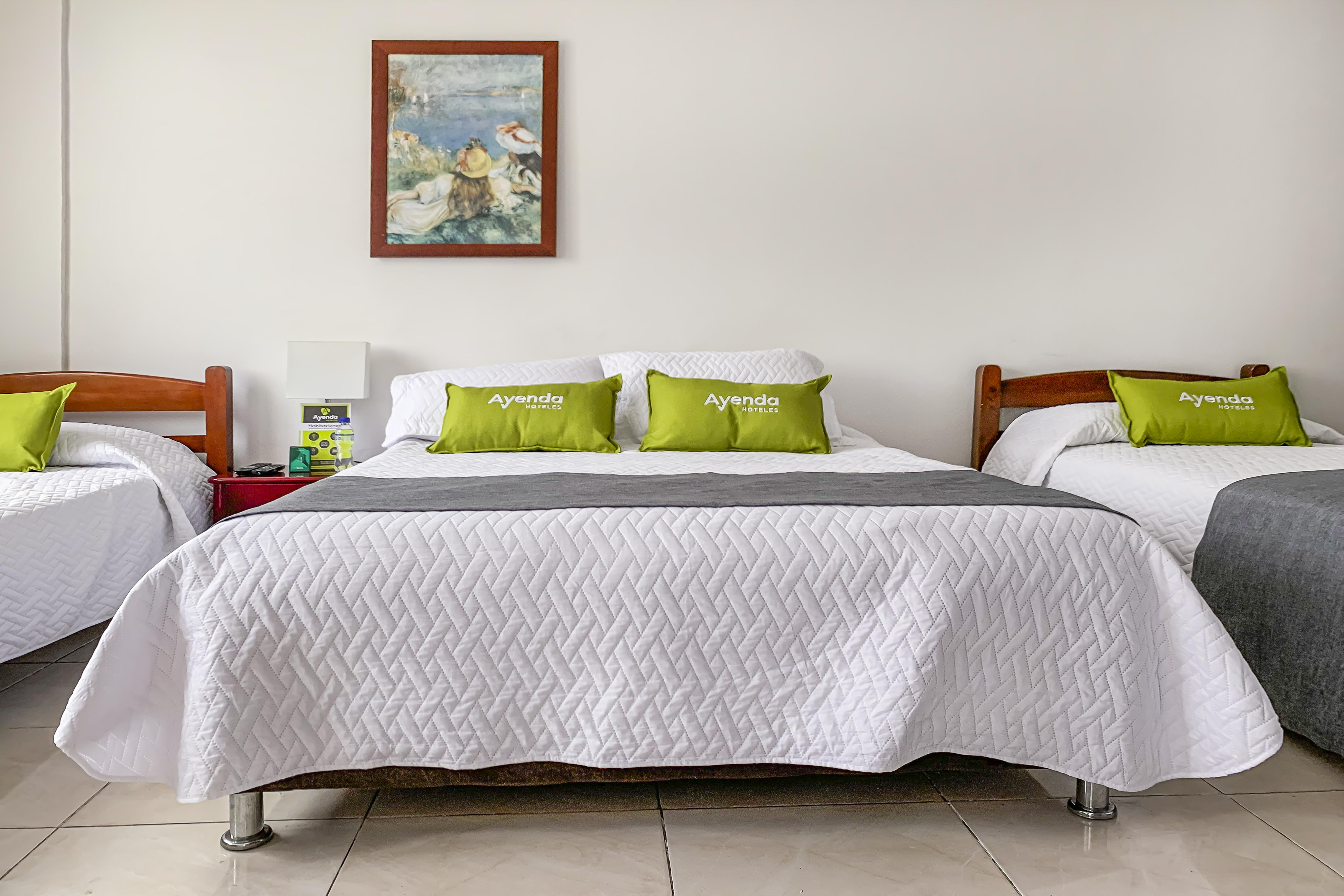 Ayenda 1080 Bogota Alpes Castellana Bed & Breakfast Екстериор снимка