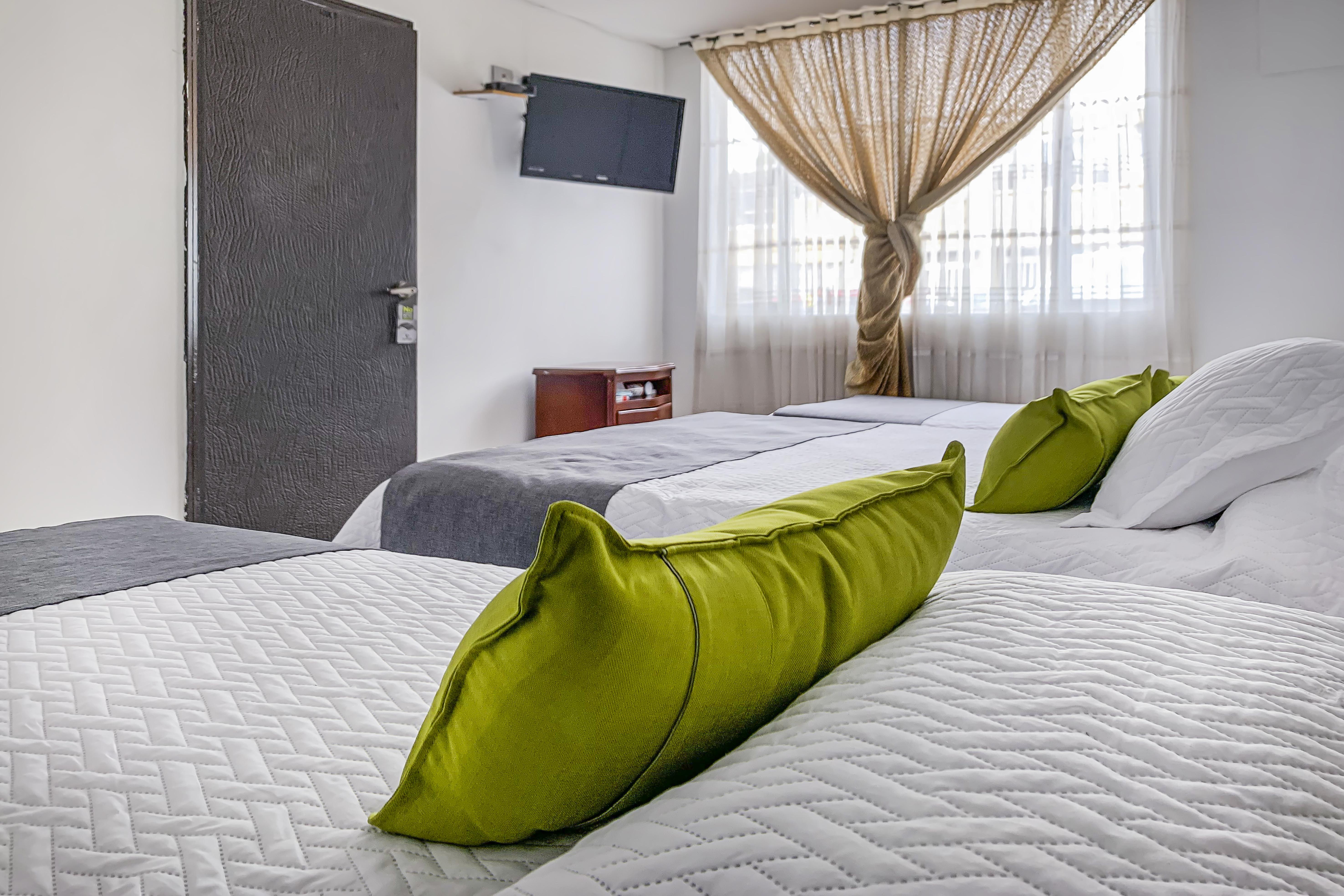 Ayenda 1080 Bogota Alpes Castellana Bed & Breakfast Екстериор снимка