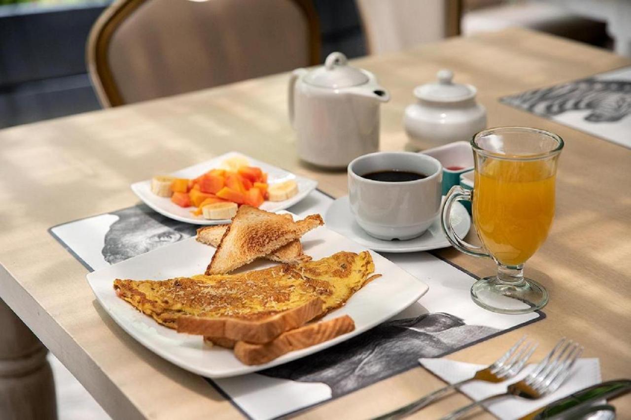 Ayenda 1080 Bogota Alpes Castellana Bed & Breakfast Екстериор снимка